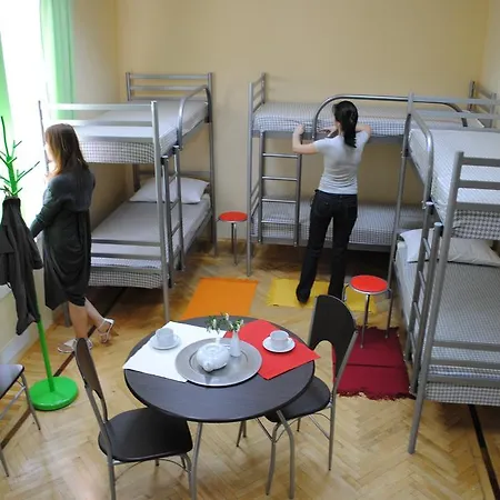 Domino Хостел *